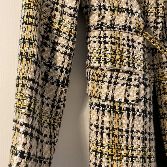 Zara mixed tweed blazer dress with gold chain belt - Picture 10 of 11